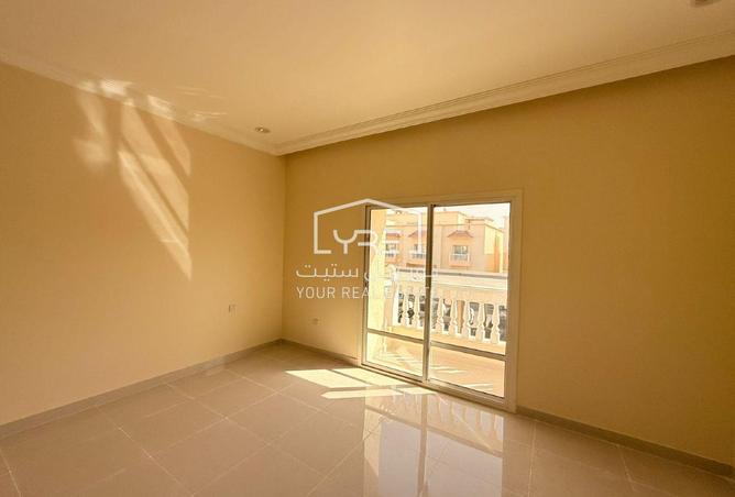 947129 - Property Image 3