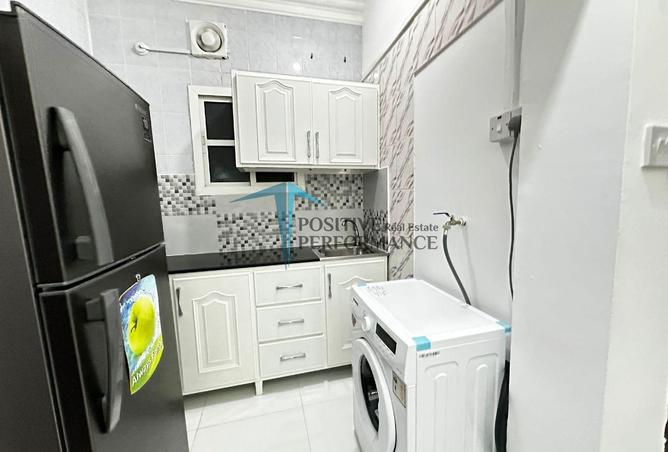 998221 - Property Image 2