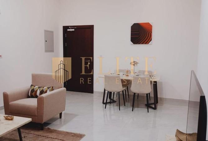940736 - Property Image 2