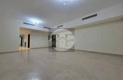 Apartment - 2 Bedrooms - 2 Bathrooms for rent in Al Mansoura - Al Mansoura - Doha