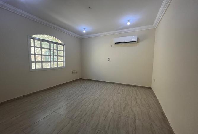 938234 - Property Image 2
