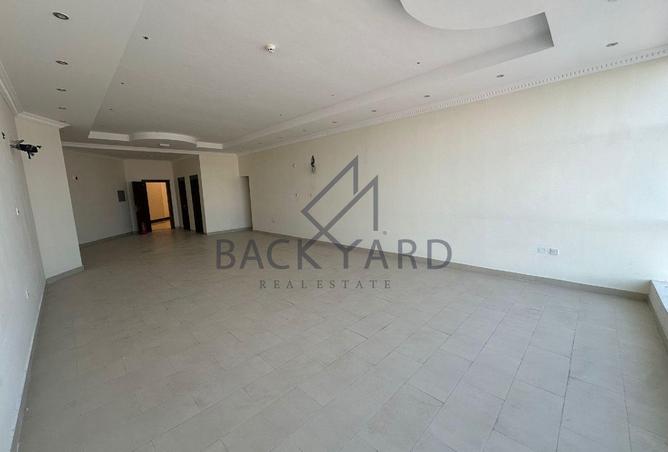 999530 - Property Image 3