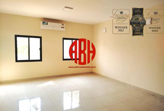 970187 - Property Image 2