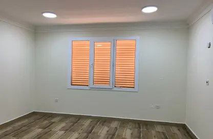 Villa - 1 Bedroom - 1 Bathroom for rent in Umm Al Seneem Street - Ain Khaled - Doha