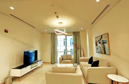 Apartment - 1 Bedroom - 2 Bathrooms for rent in Floresta Gardens - Floresta Gardens - The Pearl Island - Doha