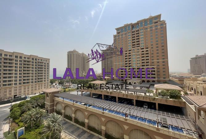 956922 - Property Image 2