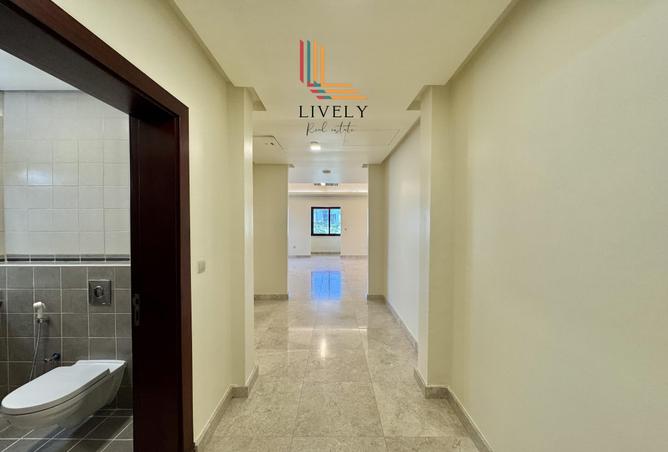 926505 - Property Image 3