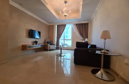 Apartment - 1 Bedroom - 2 Bathrooms for rent in Viva West - Viva Bahriyah - The Pearl Island - Doha