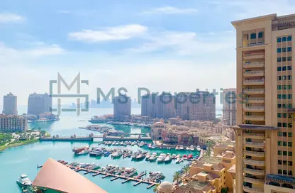 شقة - 2 غرف نوم - 3 حمامات للايجار في طريق بورتو الغربي - بورتو أرابيا - جزيرة اللؤلؤة - الدوحة