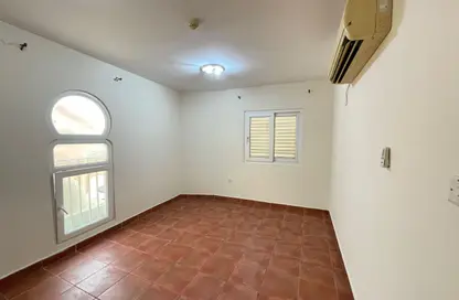 Apartment - 2 Bedrooms - 1 Bathroom for rent in Old Airport Road - Old Airport Road - Doha