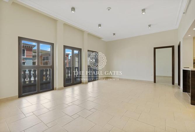 969227 - Property Image 3