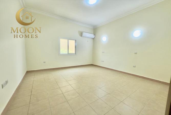 986216 - Property Image 2