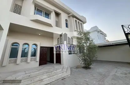 Villa - 4 Bedrooms - 4 Bathrooms for rent in Al Maamoura - Al Maamoura - Doha