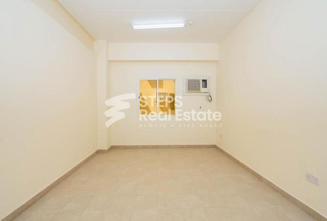 957373 - Property Main Image