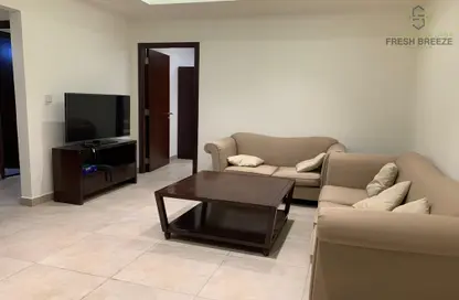 Apartment - 2 Bedrooms - 2 Bathrooms for rent in Umm Ghuwailina 4 - Umm Ghuwailina - Doha