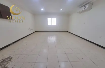 Apartment - 3 Bedrooms - 3 Bathrooms for rent in Muntazah 7 - Al Muntazah - Doha
