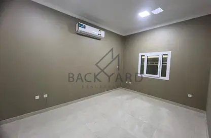 شقة - 2 غرف نوم - 2 حمامات للايجار في شارع السد - السد - الدوحة