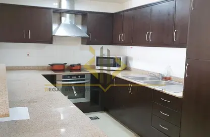 Apartment - Studio - 1 Bathroom for rent in Porto Arabia - The Pearl Island - Doha
