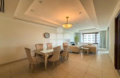 Apartment - 2 Bedrooms - 2 Bathrooms for rent in Tuscan Tower - Porto Arabia - The Pearl Island - Doha