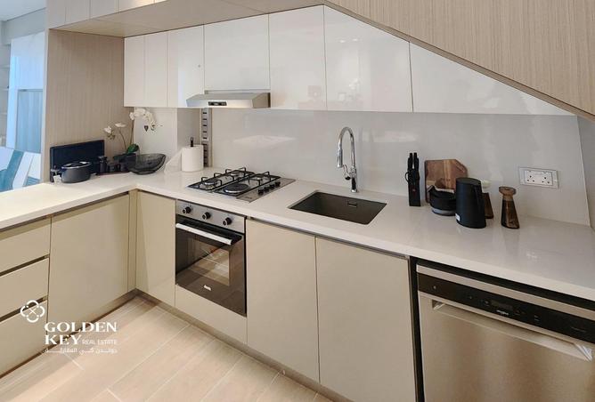 912172 - Property Image 3