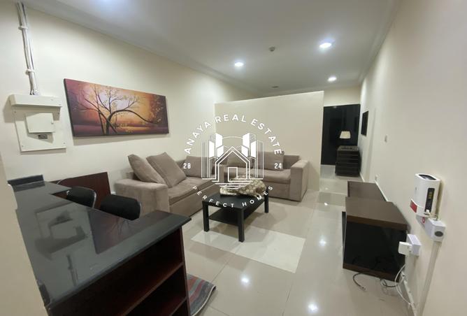 971254 - Property Image 2