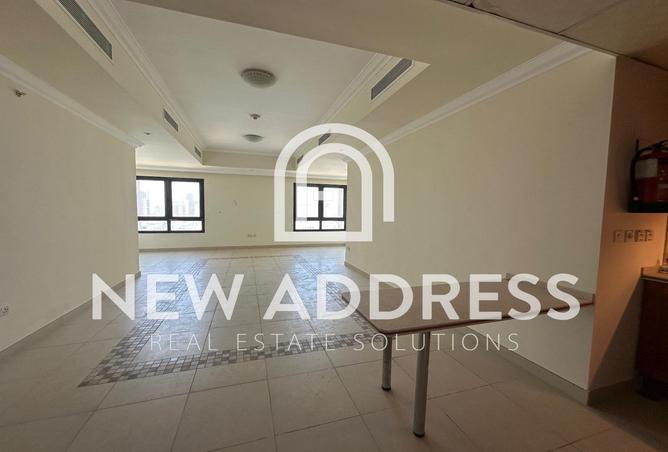 934715 - Property Image 3