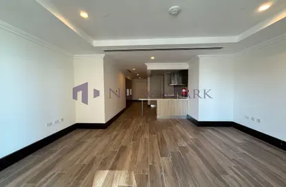 Apartment - Studio - 1 Bathroom for rent in Viva West - Viva Bahriyah - The Pearl Island - Doha