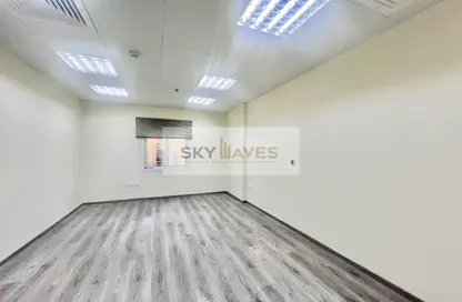 Office Space - Studio - 2 Bathrooms for rent in Muntazah 70 - Al Muntazah - Doha