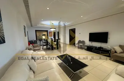 شقة - غرفة نوم - 2 حمامات للبيع في طريق بورتو الغربي - بورتو أرابيا - جزيرة اللؤلؤة - الدوحة شقة - غرفة نوم - 2 حمامات للبيع في طريق بورتو الغربي - بورتو أرابيا - جزيرة اللؤلؤة - الدوحة