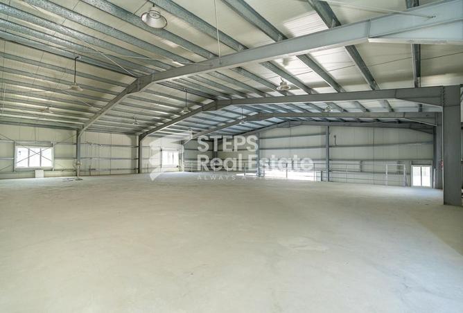 976095 - Property Image 2