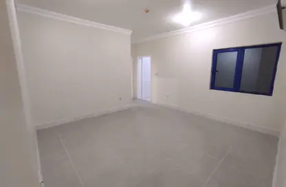 Apartment - 2 Bedrooms - 2 Bathrooms for rent in Al Sadd Road - Al Sadd - Doha