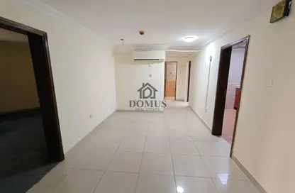 Apartment - 2 Bedrooms - 2 Bathrooms for rent in Bin Omran - Fereej Bin Omran - Doha