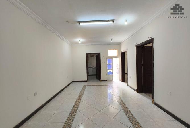 995033 - Property Main Image