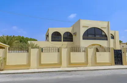 فيلا - 5 غرف نوم - 6 حمامات للبيع في اللقطة - اللقطة - الدوحة