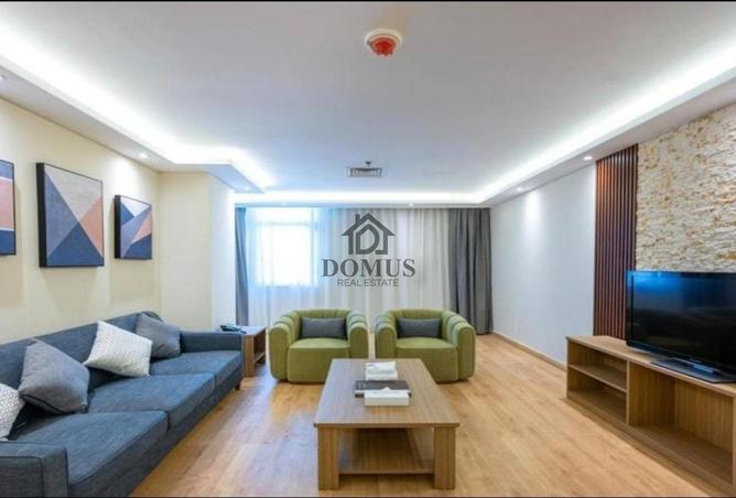 986999 - Property Image 2