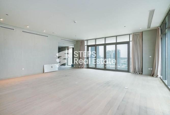 968069 - Property Image 2