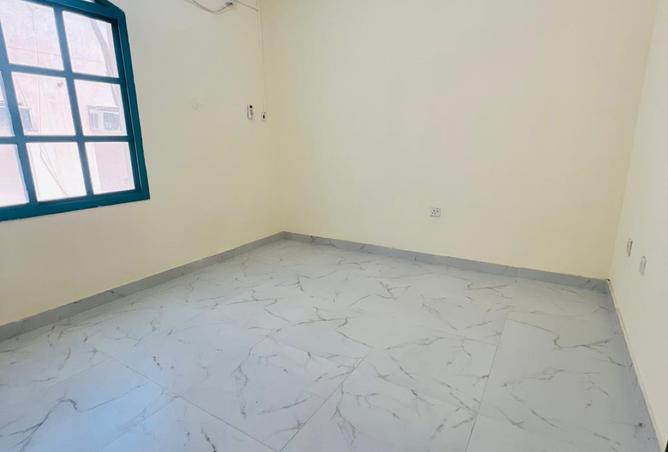 979076 - Property Image 2