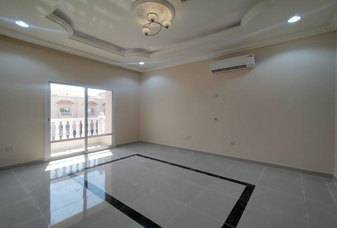 952477 - Property Main Image