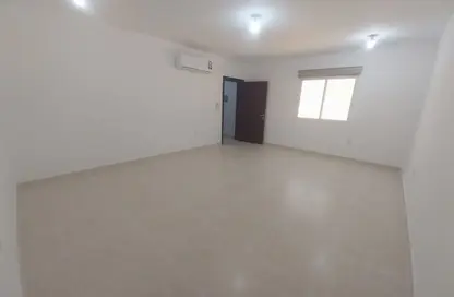 Villa - Studio - 1 Bathroom for rent in Al Markhiya Street - Al Markhiya - Doha Villa - Studio - 1 Bathroom for rent in Al Markhiya Street - Al Markhiya - Doha