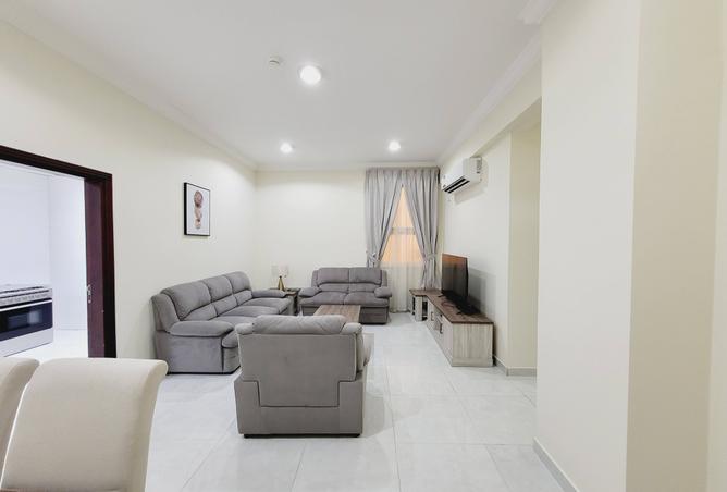 992747 - Property Image 2