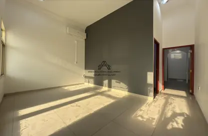 Apartment - 1 Bedroom - 1 Bathroom for rent in Bu Hamour Street - Abu Hamour - Doha