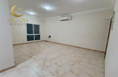 شقة - 2 غرف نوم - 3 حمامات للايجار في شارع السد - السد - الدوحة