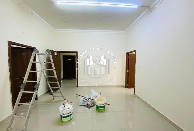 998100 - Property Image 2