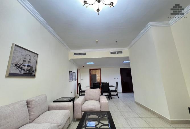 982828 - Property Image 2