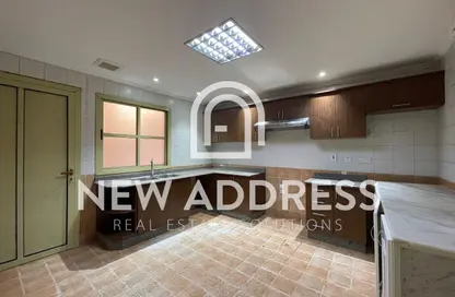 فيلا - 4 غرف نوم - 6 حمامات للايجار في فلل عين خالد - عين خالد - الدوحة