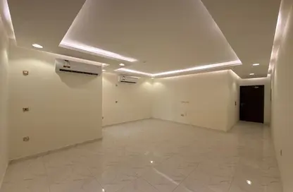 Apartment - 2 Bedrooms - 2 Bathrooms for rent in Madinat Khalifa - Doha