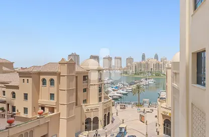 Apartment - 1 Bedroom - 2 Bathrooms for rent in Tower 23 - Porto Arabia - The Pearl Island - Doha