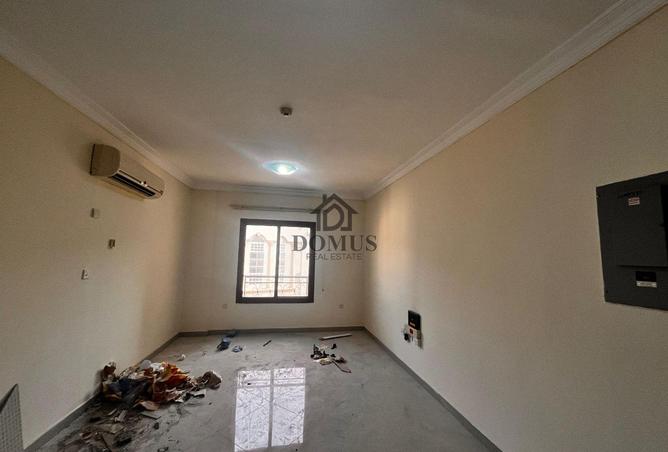 947206 - Property Image 2