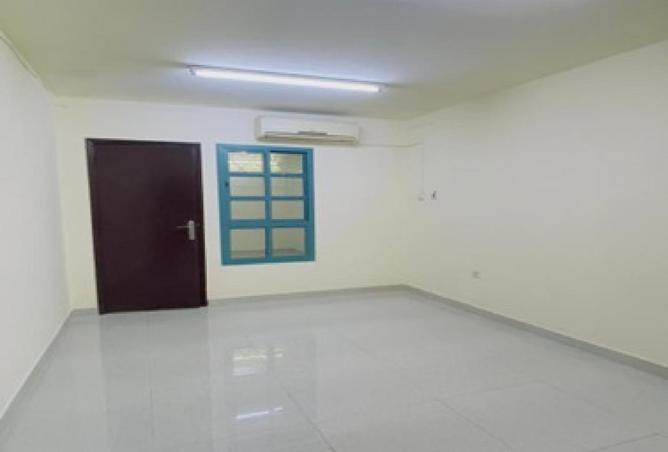 996652 - Property Image 2