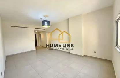Apartment - 2 Bedrooms - 3 Bathrooms for sale in Piazza 1 - La Piazza - Fox Hills - Lusail